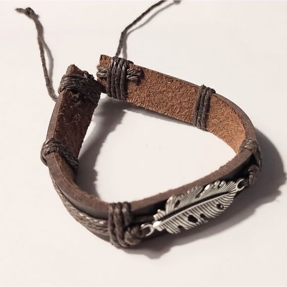 Men's bracelet leather feather new d56 - Picture 1 of 1